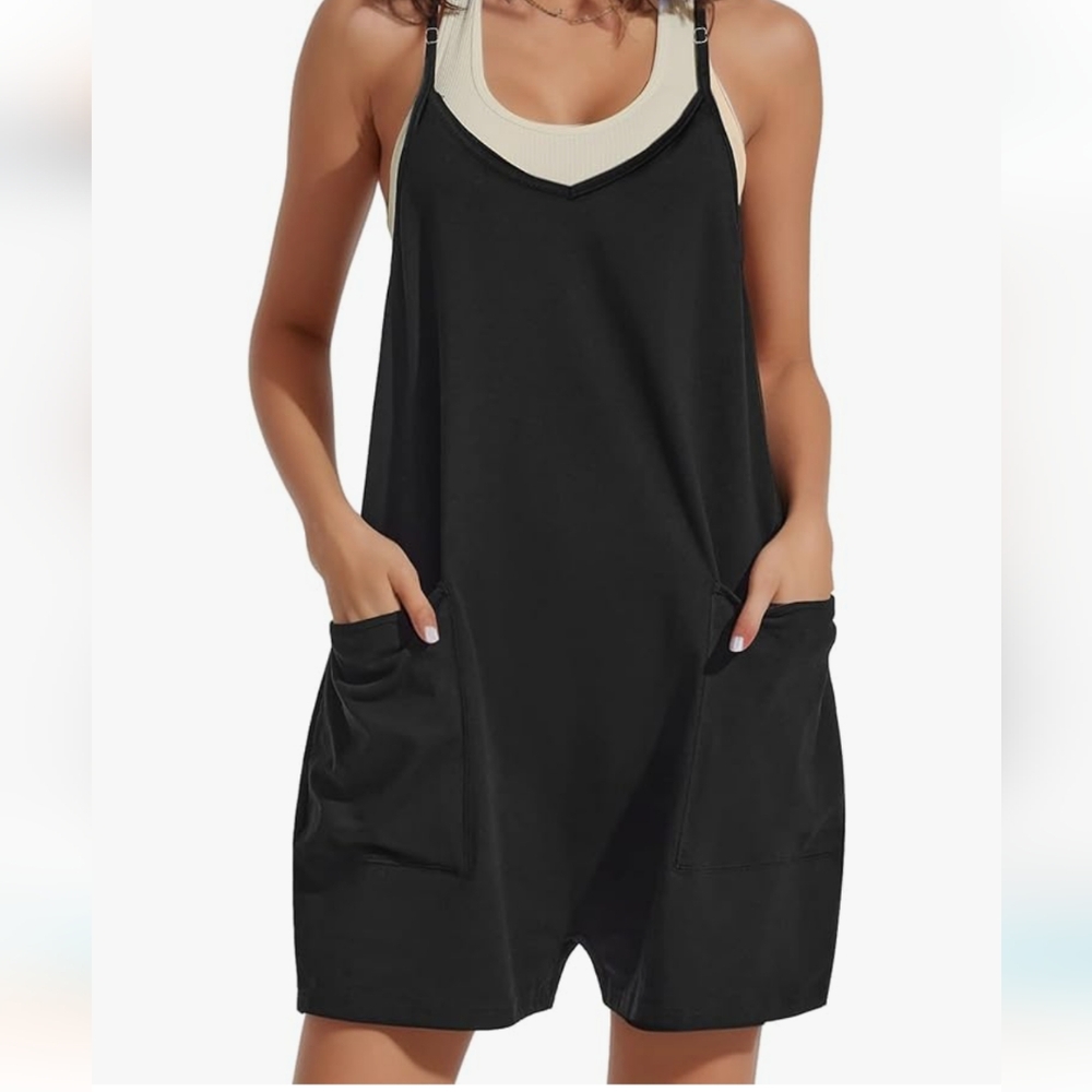 Nwot women's medium black jumper